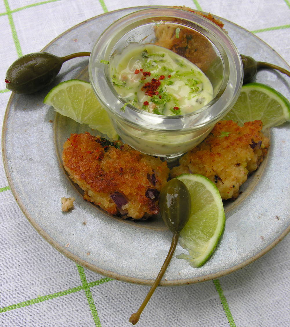 Tequila lime "maioli" with golden panko crab cakes
