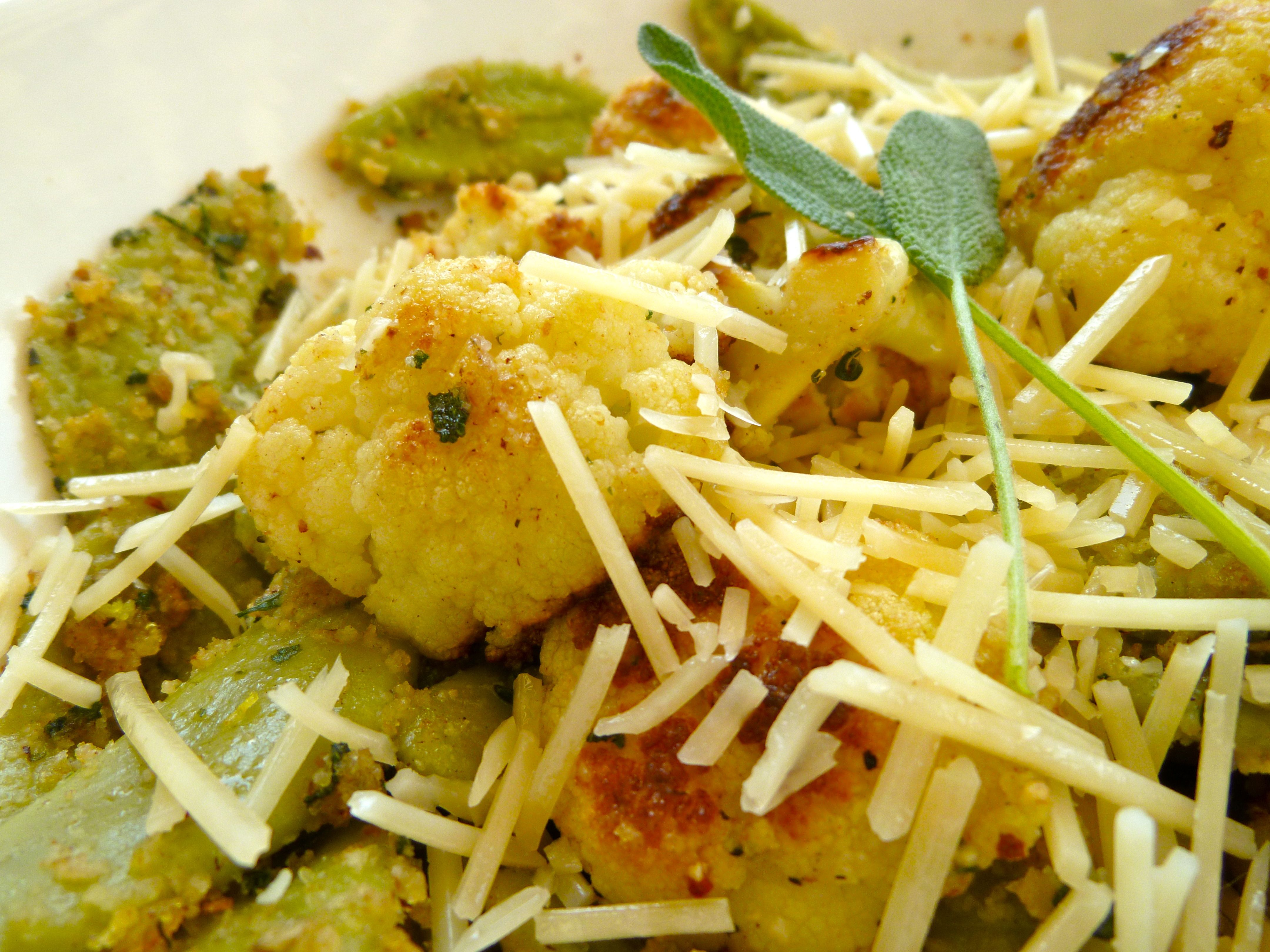 Spinach Donkey Ear Pasta (Orecchie dell'Asino) with Buttery Herbed Cauliflower