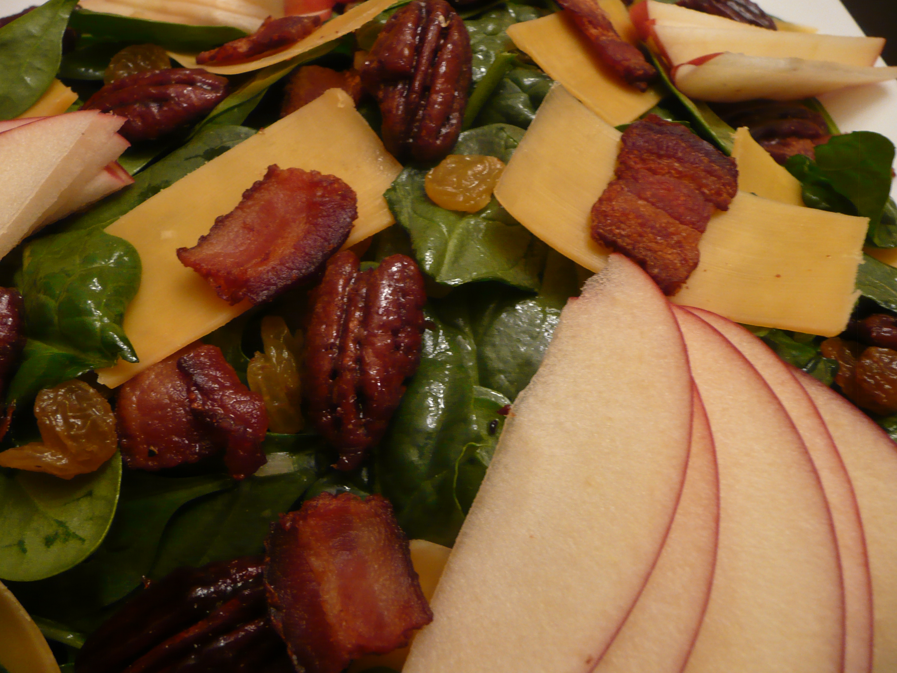Spinach Salad with Apples, Cheddar and Honey Roasted Pecans
