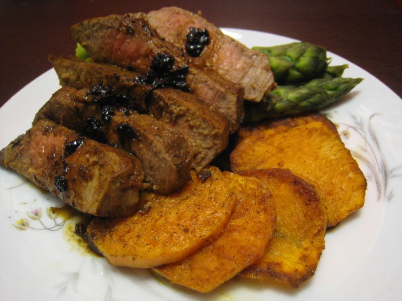 Peppered Sweet Potato Rounds with Marinated Tenderloin and Asparagus
