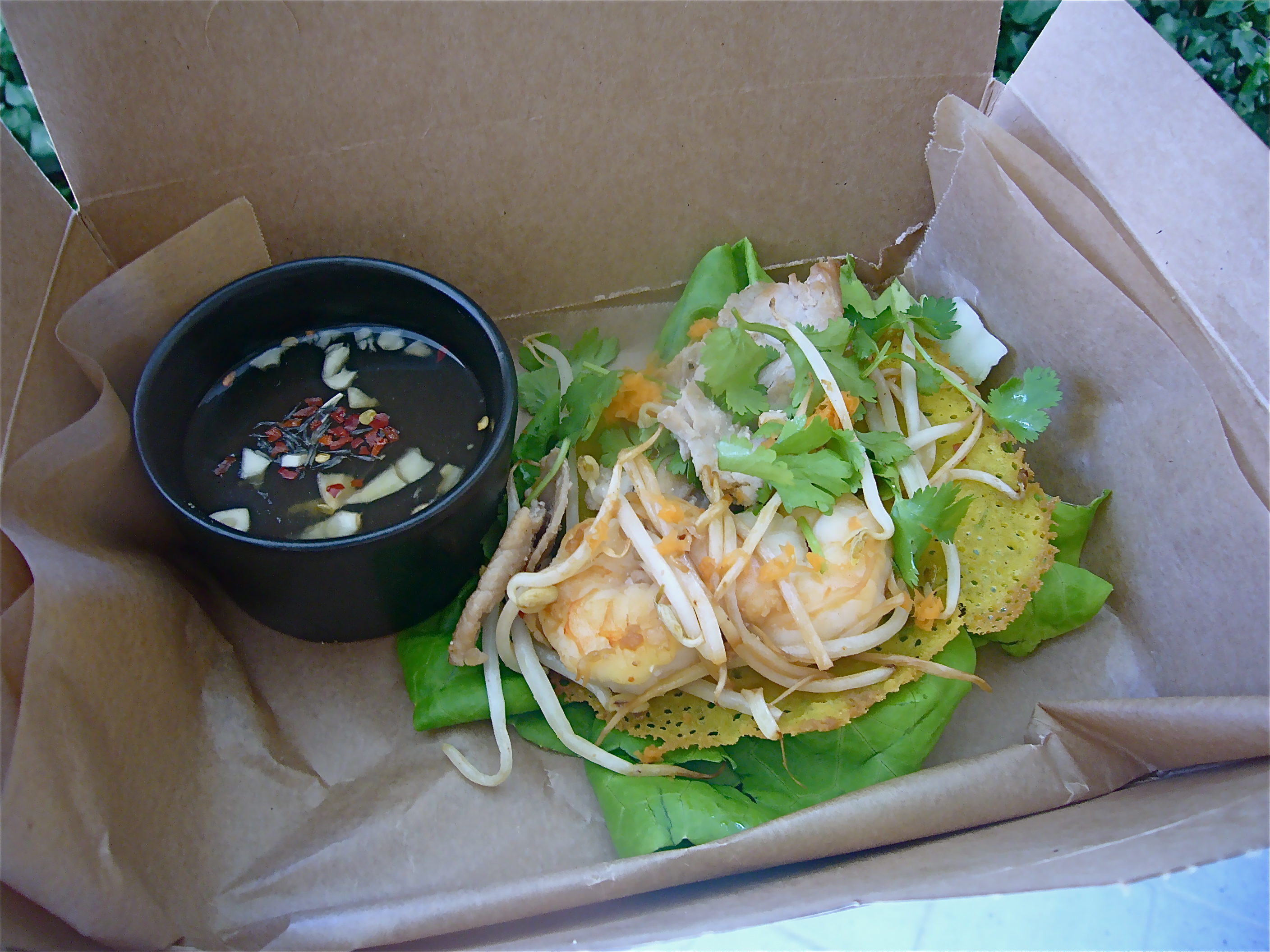 Bánh Xèo - Vietnamese Crepes with Nuoc Cham Dipping Sauce