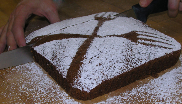 An easy, quick, kicked-up tomato soup cake