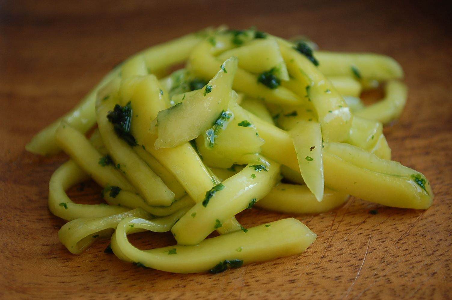 Spiced Simple Mango Slaw