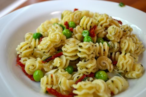 Radiatore Pasta with ramps, sundried tomatoes and peas 