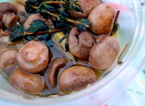 Herby Marinated Mushrooms