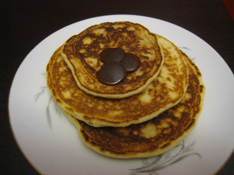 The Fluffiest Chocolate Chip Banana Pancakes