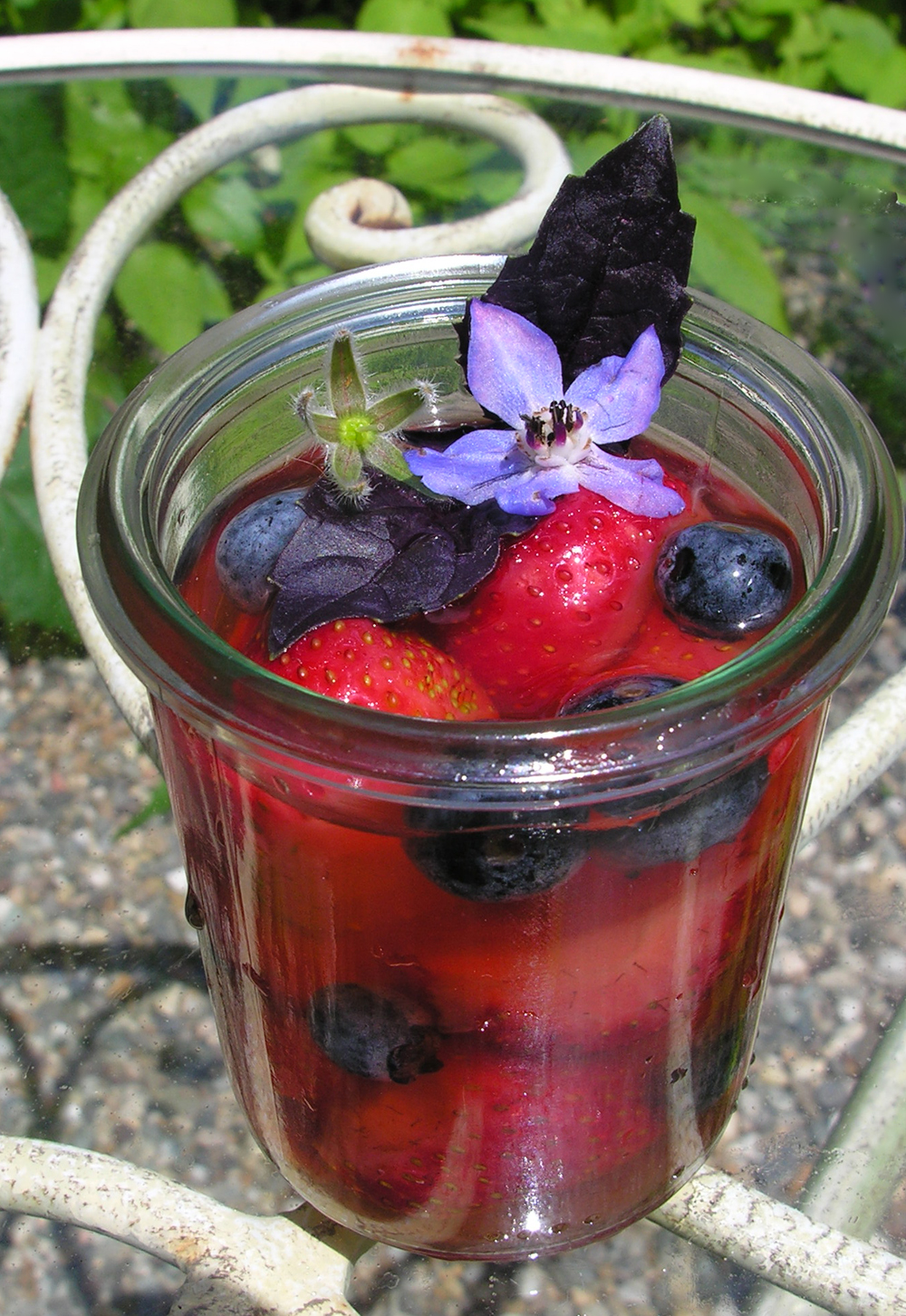 Herbed berries in wine