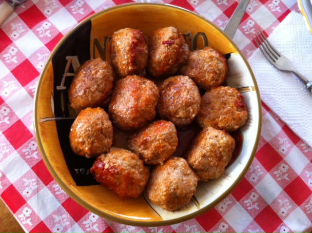Meatballs Served in Cheese Puffs.