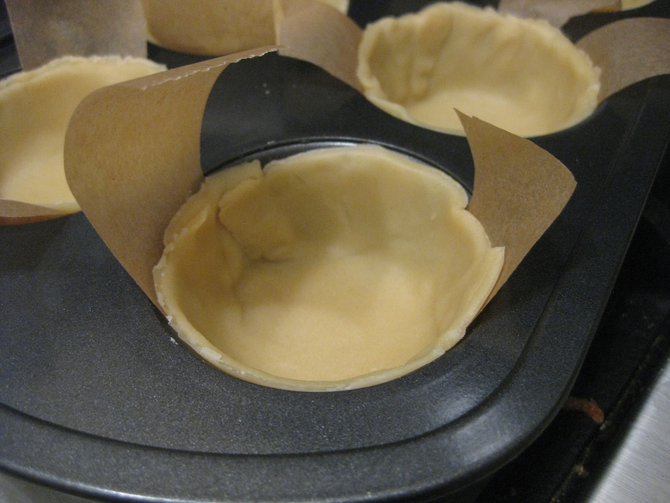 Mini Strawberry Rhubarb Pies
