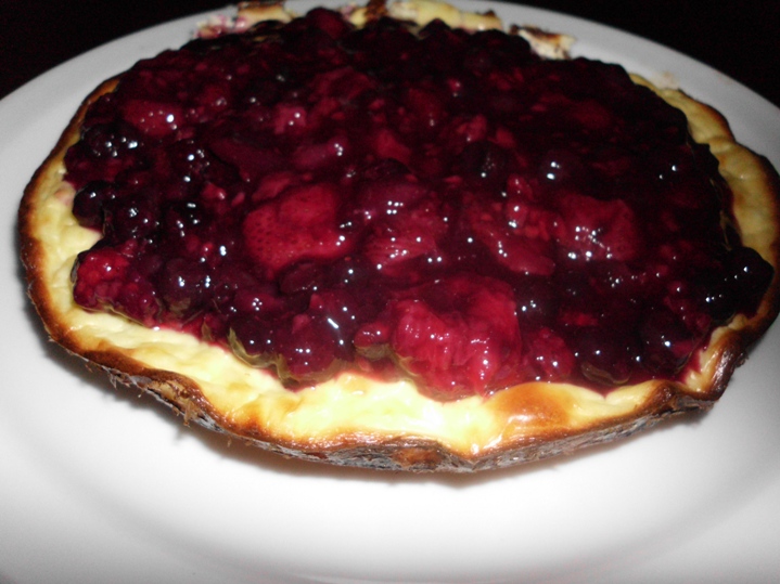 Berry Sour Cream Pie