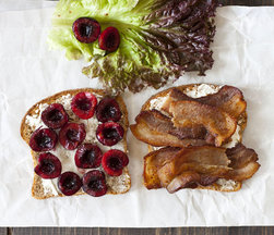 Bacon_lettuce_cherries_chevre_1_ed