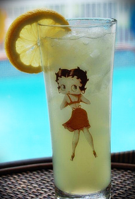 Big Girl Lemonade