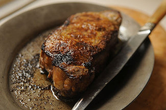 Broiled_new_york_steak