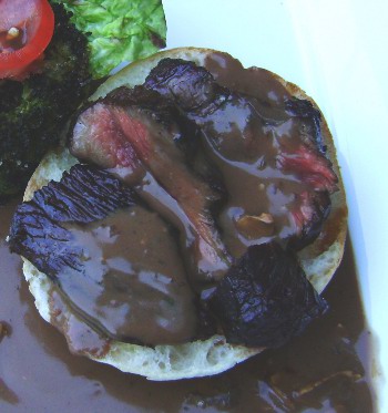 Bavette de Boeuf in Wine Sauce