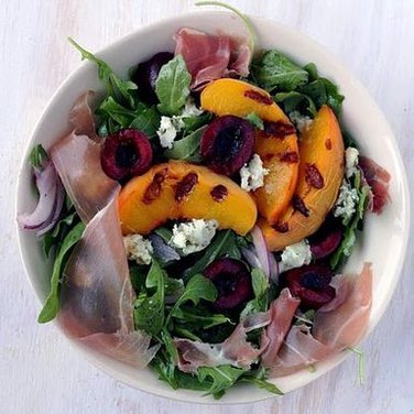 Summer Grilled Peach Salad