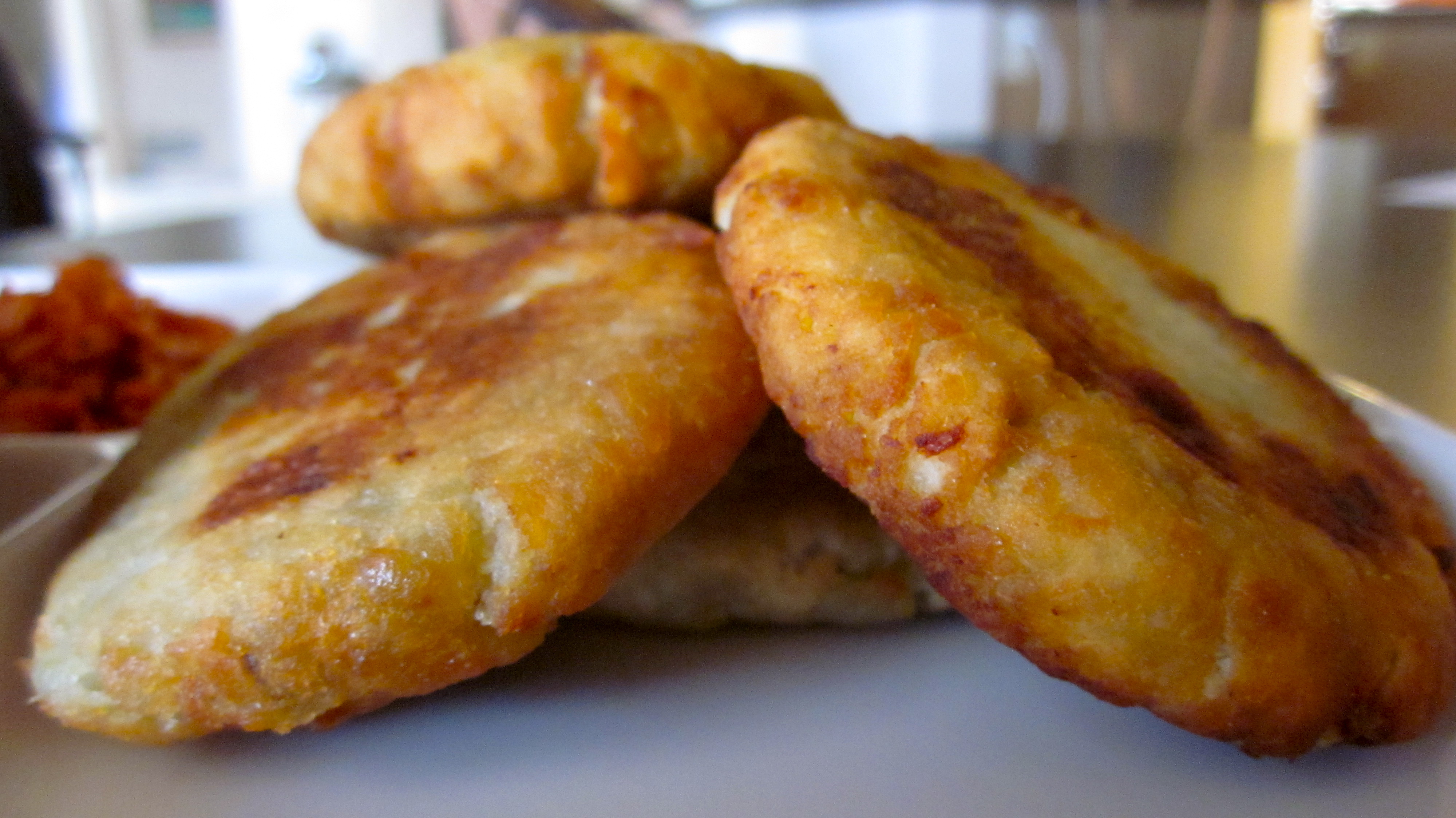 Hippo Bites: Sweet Potato Fritters with Prawn-Coconut Filling 