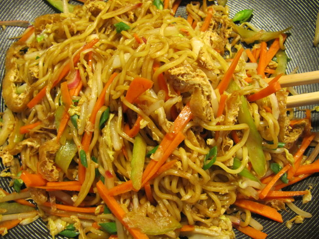 Spicy State Fair Fried Noodles