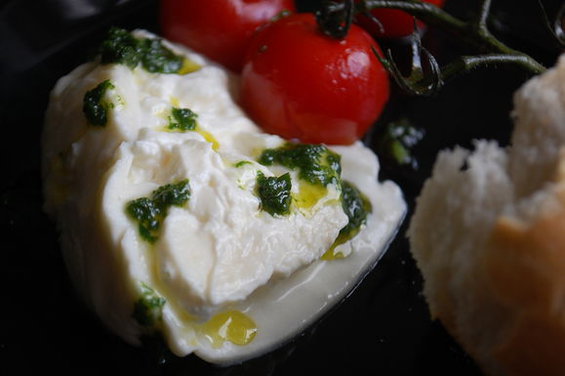 Burrata Caprese