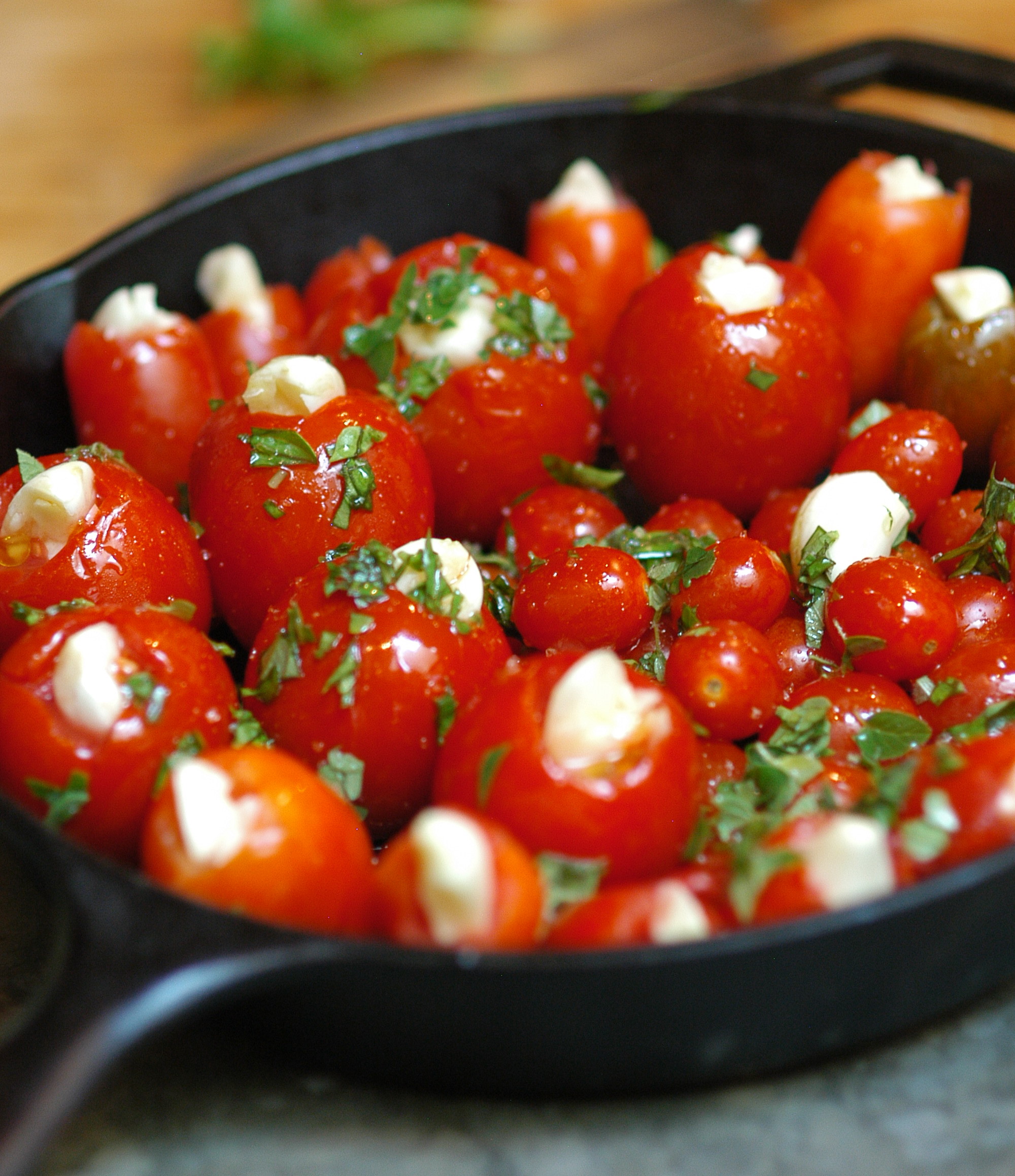 Slow Roasted Garlic Tomatoes