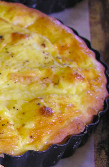 Flamiche au maroilles avec pêche