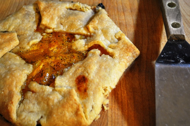 Mini Rustic Peach Tart