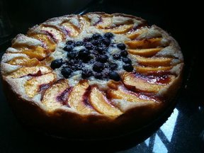 Tweet-able Peach Torte