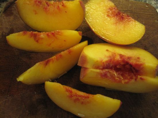 Cardamom Peach Pie Filling