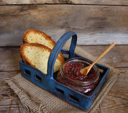 Fig jam with cardamom