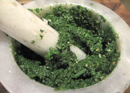Pesto d’urtica (Nettle Pesto)