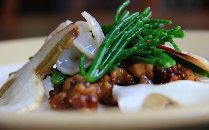 Geoduck with Sea Beans and Porcini