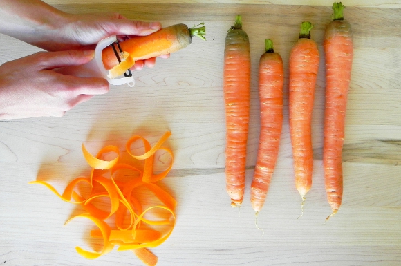 Moroccan Carrot and Olive Salad