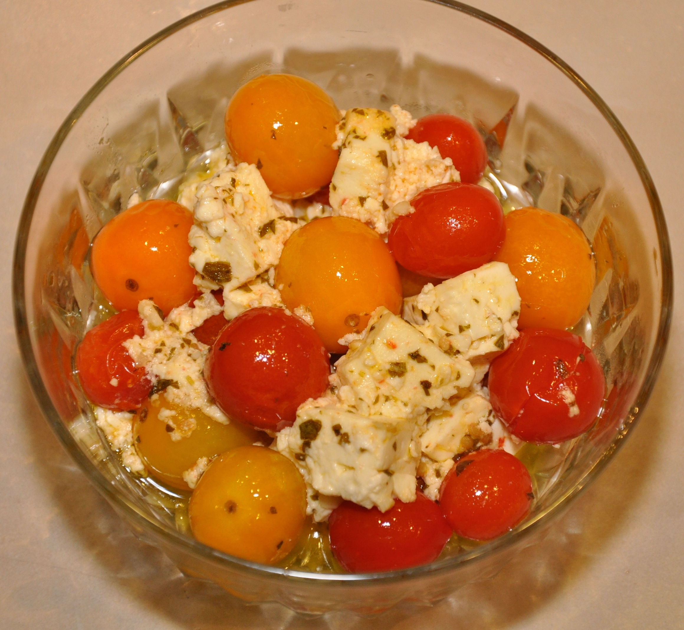 Ntomatakia kai feta 