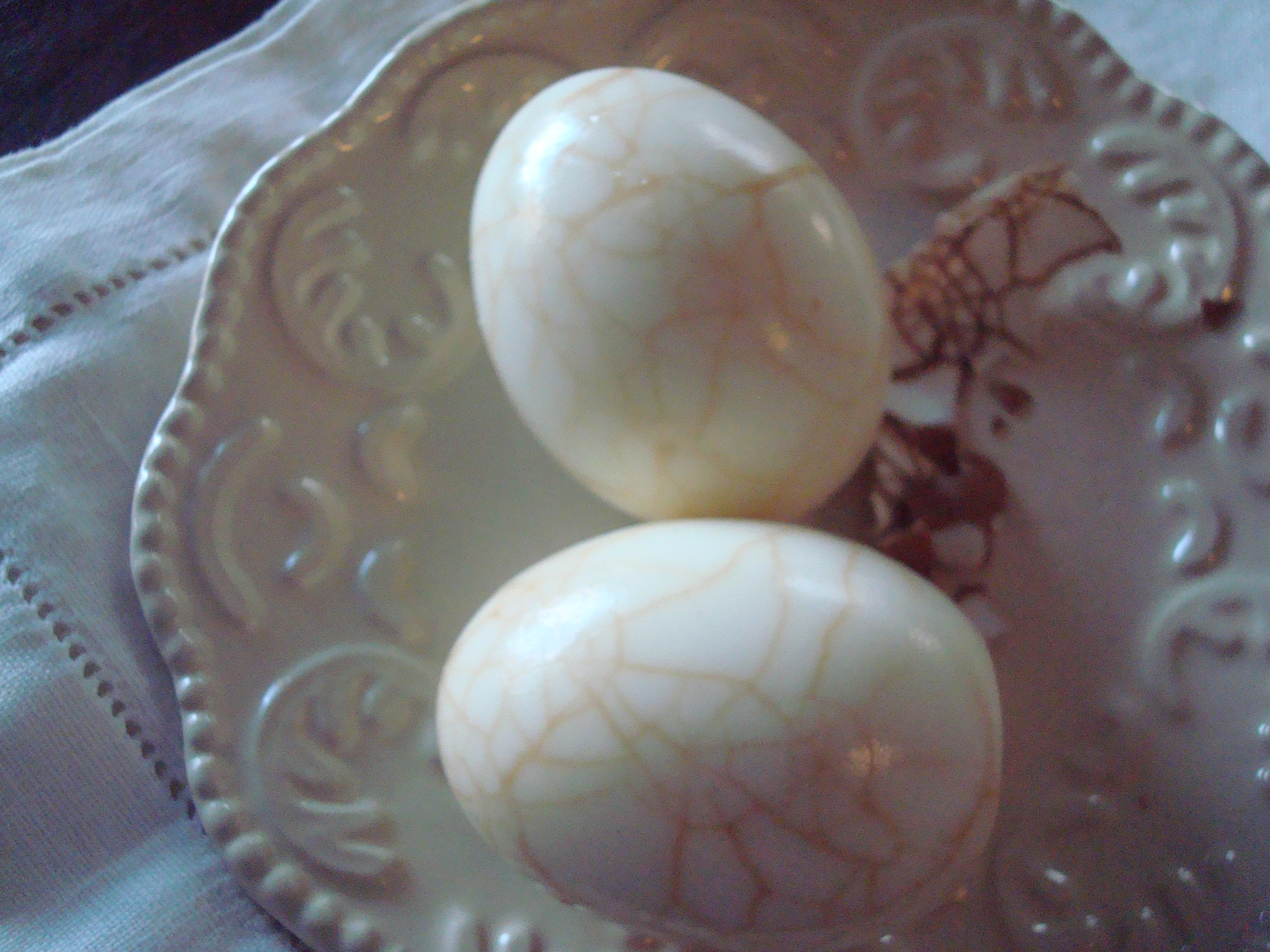 Marbled Tea Eggs with Smoked-Tea Dipping Salt
