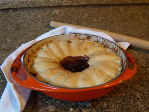 Tarte Tatin aux Poires et Vin (Pear Tarte Tatin with Red Wine Caramel Sauce)