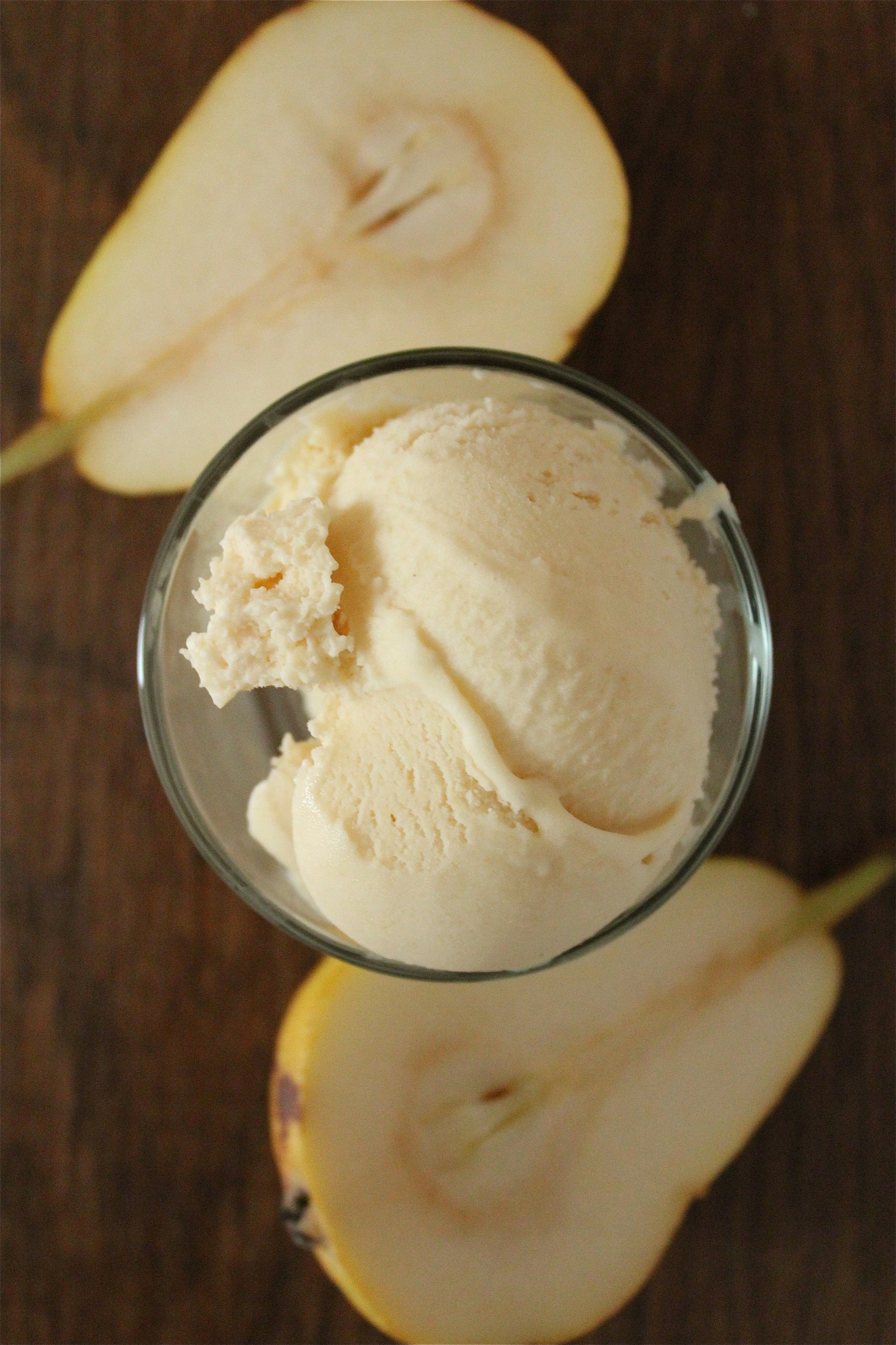 Caramelized pear ice cream