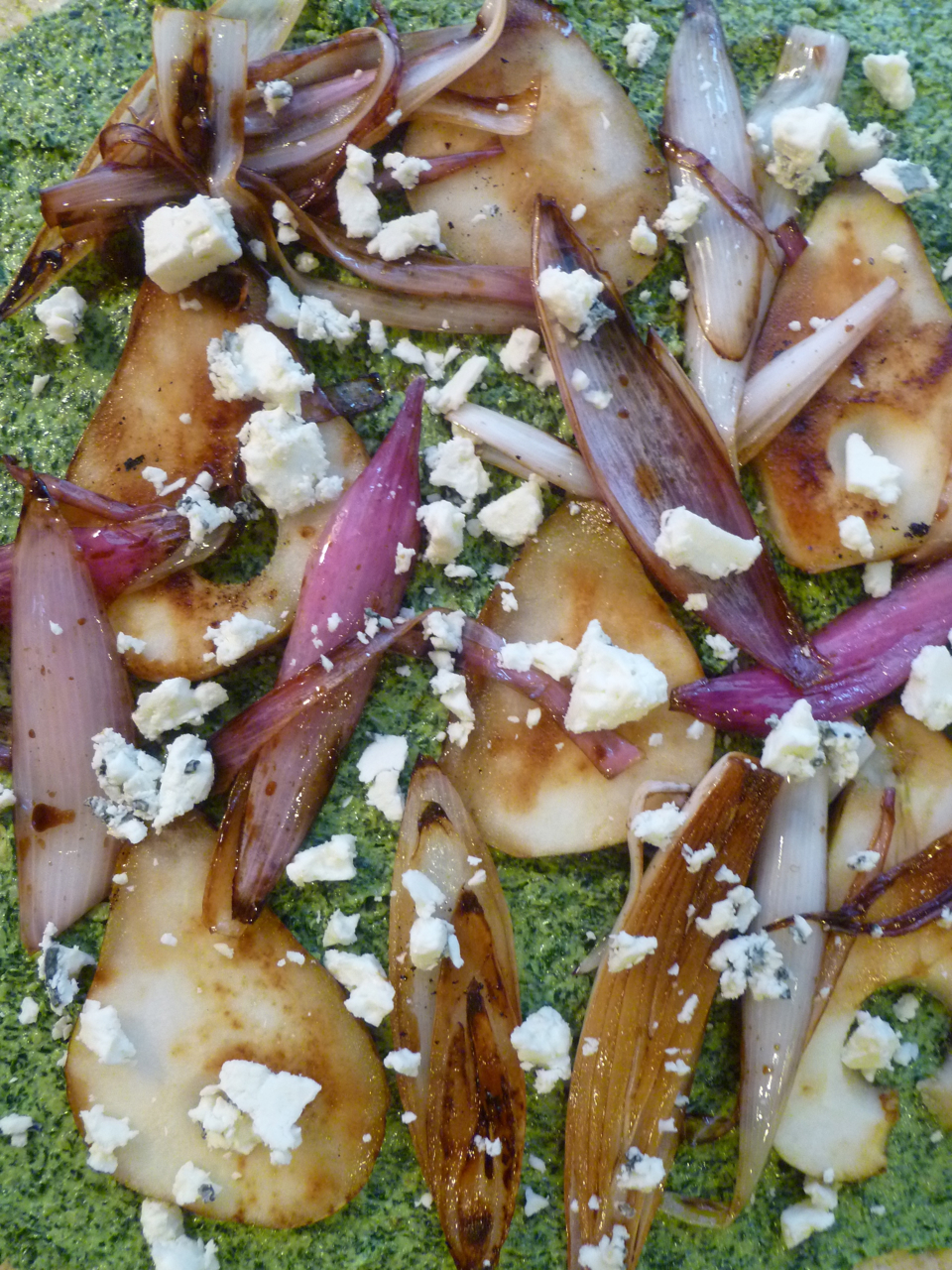 Glazed Pear and Kale Pesto Pizza