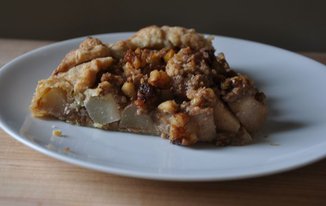 Rustic_pear_tart_slice