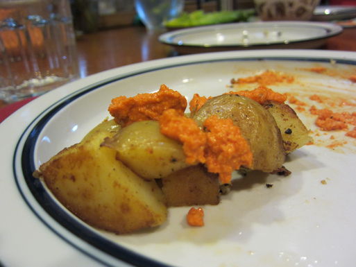 Romesco_sauce_potatoes