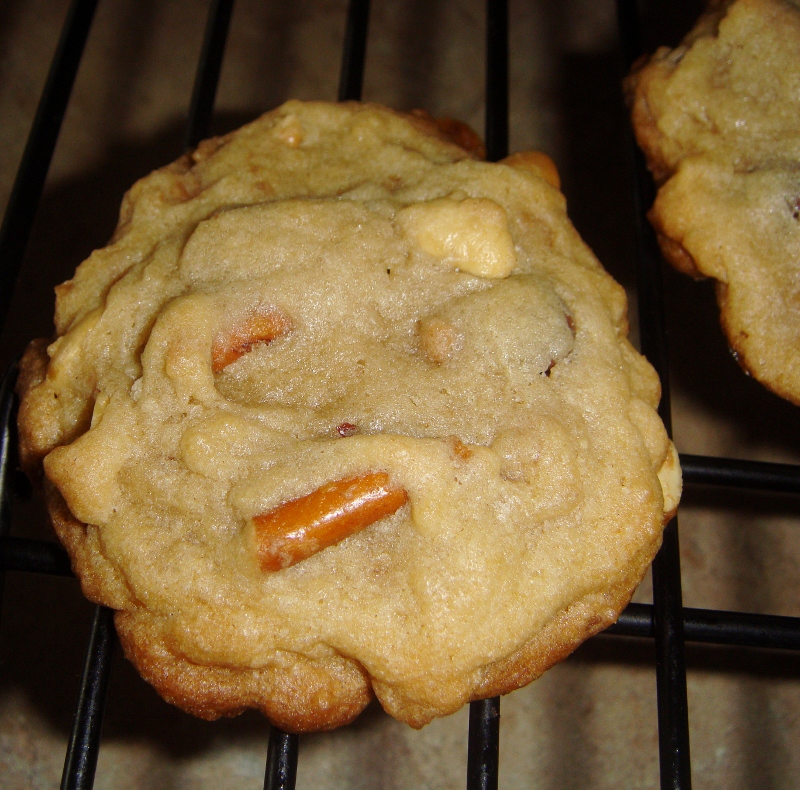 Sweet and Salty Delight Cookies