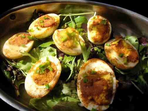 Crispy brown buttered eggs