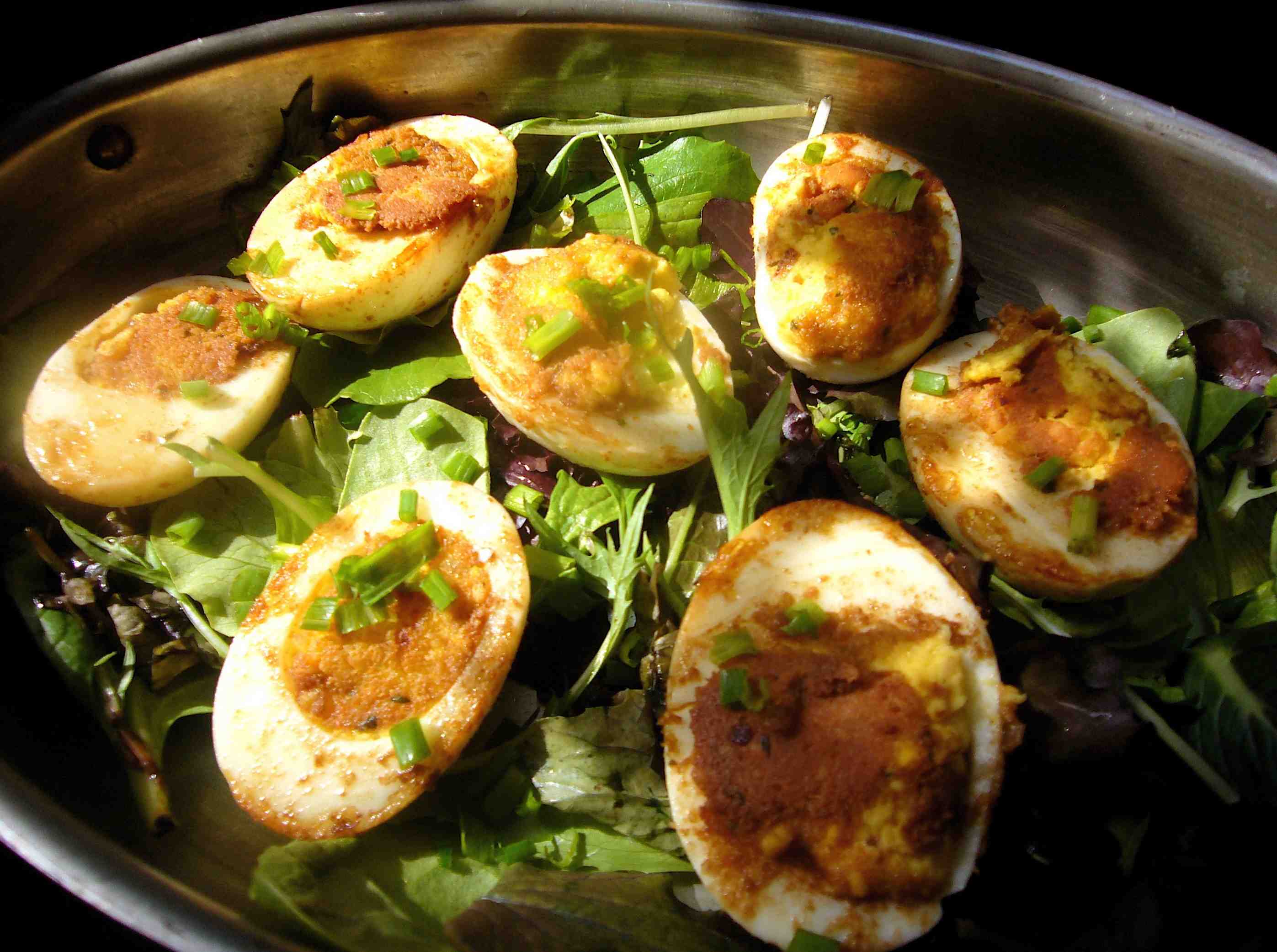 Crispy brown buttered eggs