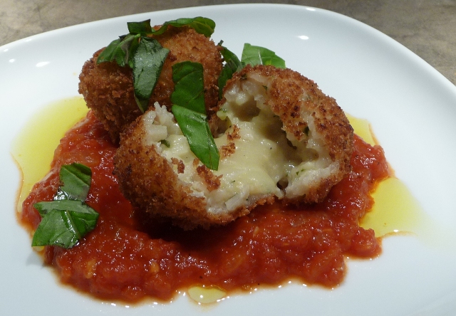 Arancini - Rice Balls (or best dish with risotto leftovers)