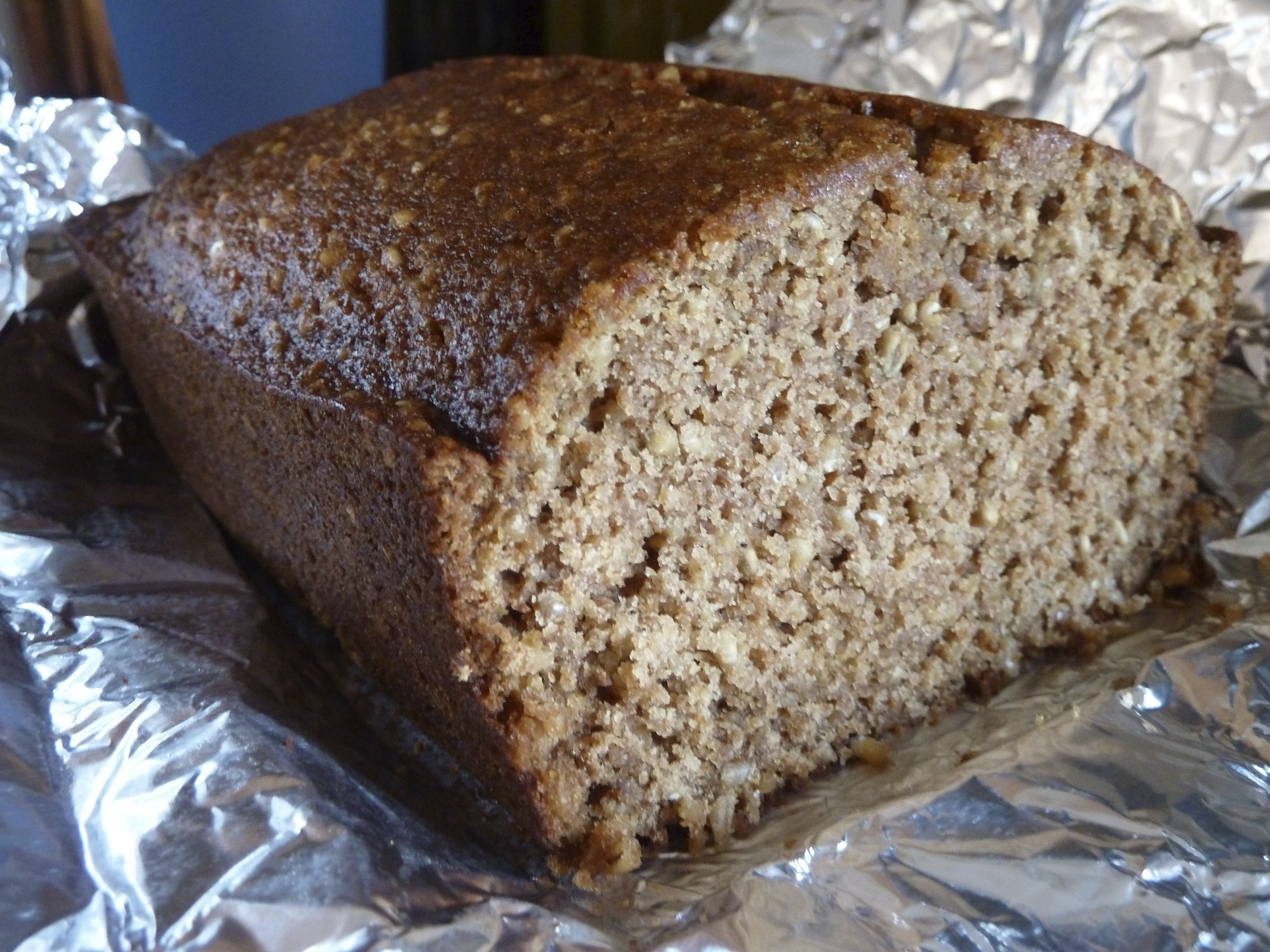 Spiced Applesauce and Oat Bread