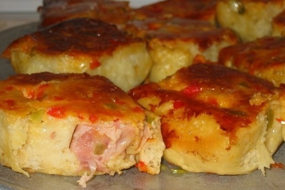Lapadia’s Ridiculous Rosemary Ham & Cheese Rolls