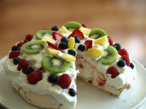Australian Pavlova with Seasonal Fruit