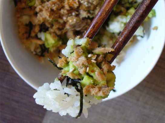 Tuna Avocado Rice Bowl
