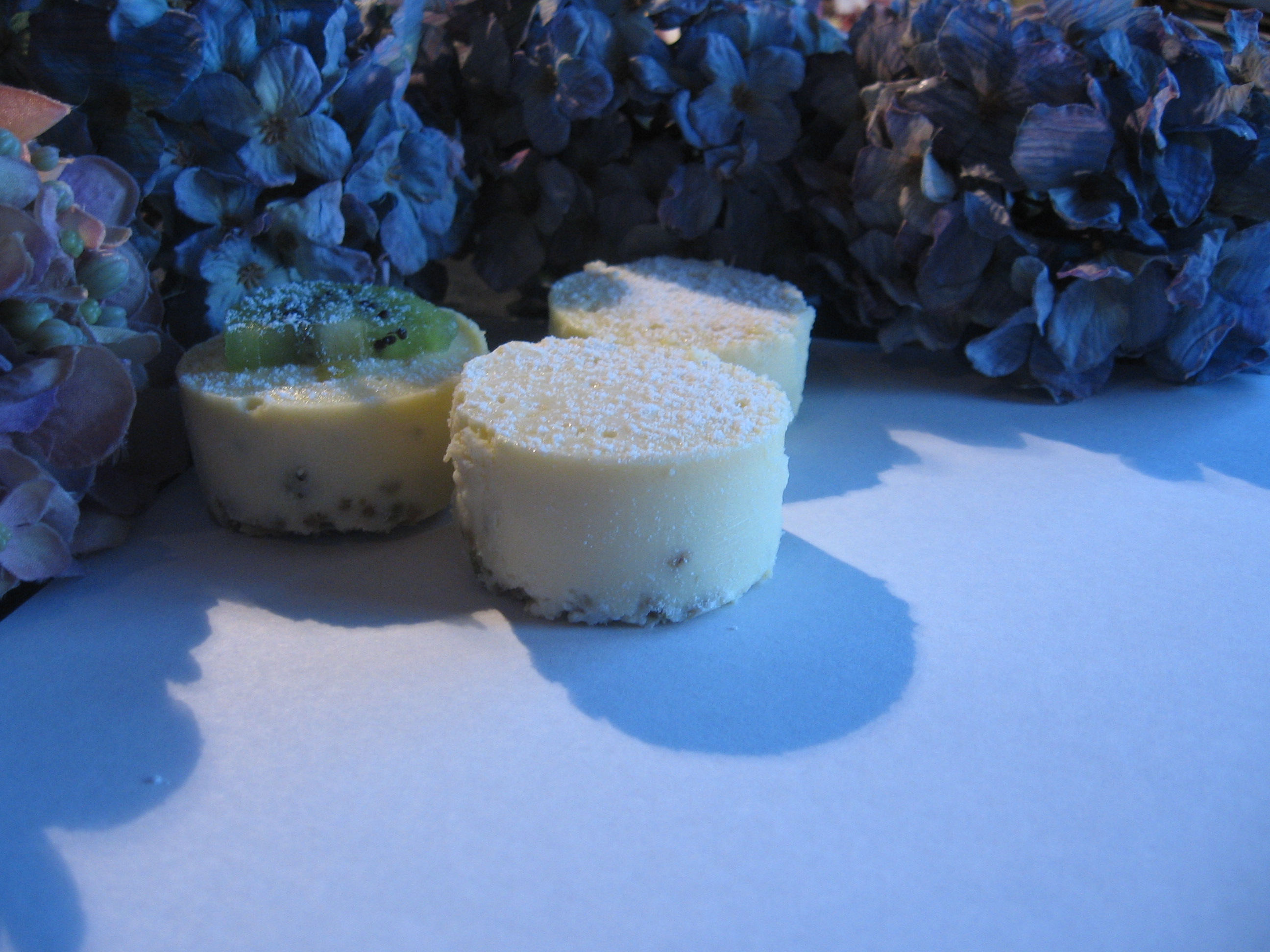 Goat's milk cheesecake bites