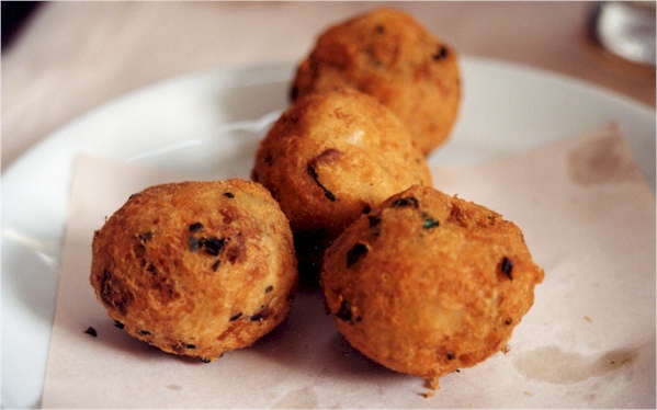 Deep Fried Matzo, Mushrooms and Veggies Balls