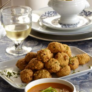 Deep Fried Matzo, Mushrooms and Veggies Balls