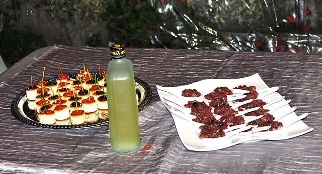 Two Holiday Hors d’oeuvres, Tuna Tartare and Chicken Liver Pâté